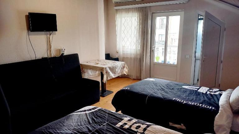 Mariel Hotel Tbilisi Bagian luar foto