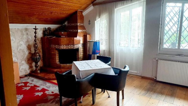 Mariel Hotel Tbilisi Bagian luar foto