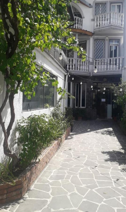 Mariel Hotel Tbilisi Bagian luar foto